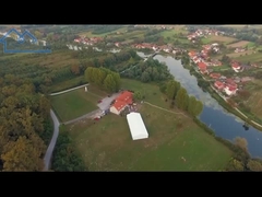 อลูมิเนียม A Shape Frame เต็นท์ปาร์ตี้ขนาดใหญ่สำหรับงานจัดเลี้ยงกลางแจ้งพร้อมผนังด้านข้าง