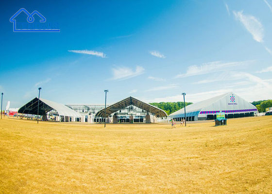 หรูหราขนาดใหญ่ที่กำหนดเอง Canopy เต็นท์ Clear Span กรอบอลูมิเนียมงานแต่งงาน Marquee เต็นท์