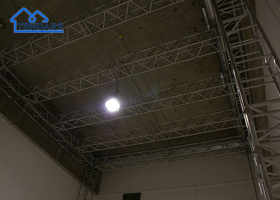 การแสดงภายนอก อลูมิเนียม Stage Truss สําหรับคอนเสิร์ต