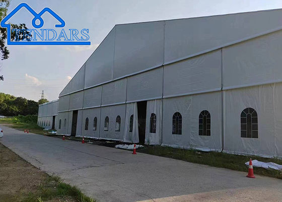 กว้าง 60 เมตร หนักงานตึกหอเต็นท์อุตสาหกรรม A รูปทรงใหญ่กลางแจ้ง Easy Up Event Tent Industrial Marquee สําหรับขาย