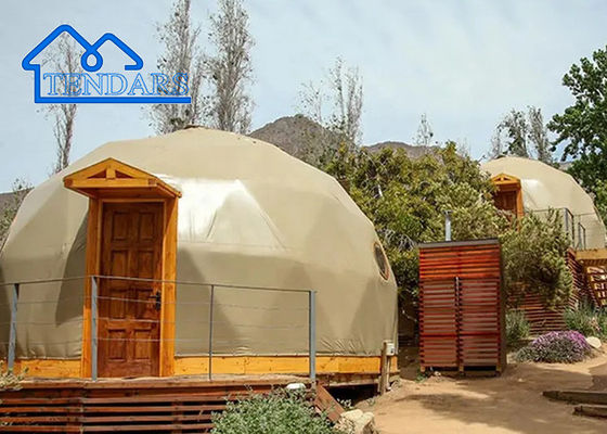 กว้าง 8m Igloo โครงสร้างเหล็กระบอบภูมิทัศน์ ค่ายกางแคมป์ รอบ Dome Glamping Tent สําหรับการแสดงการค้า