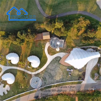 รูปทรงกระต่าย เต็นท์กลางแจ้งถาวร Prefab Eco Lodge เต็นท์โครงสร้างเยื่อ